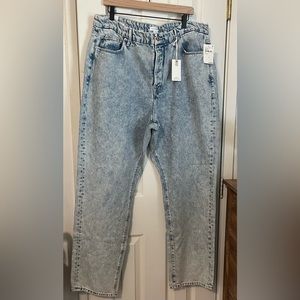 High-Rise Light Wash Women’s Jeans